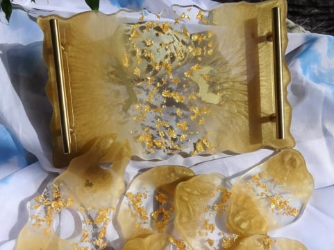 unique by felicia Mariana Herzfeld