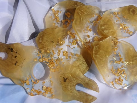 unique by felicia Mariana Herzfeld