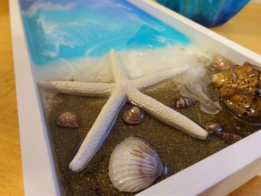 unique by felicia Mariana Herzfeld