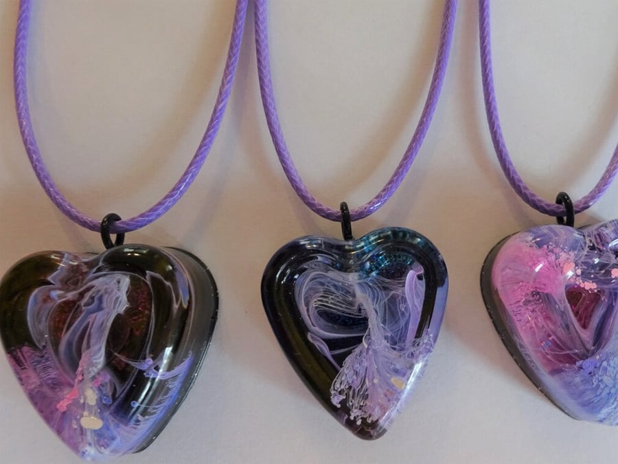 unique by felicia Mariana Herzfeld