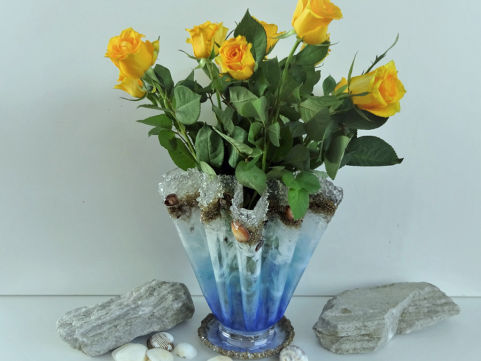 unique by felicia Mariana Herzfeld