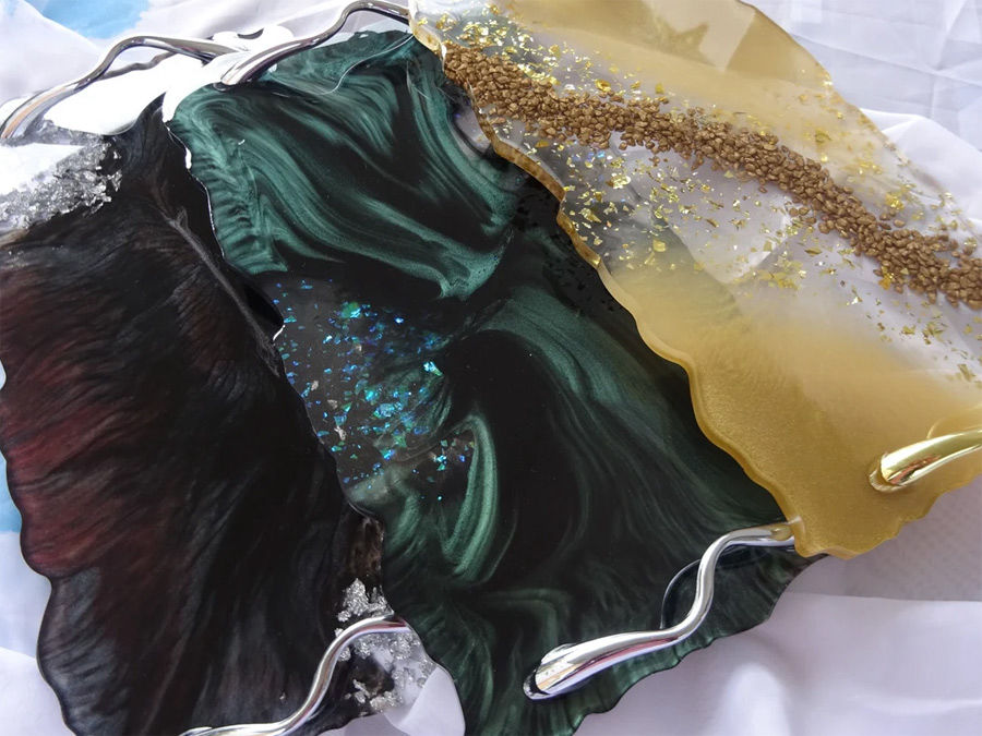 unique by felicia Mariana Herzfeld